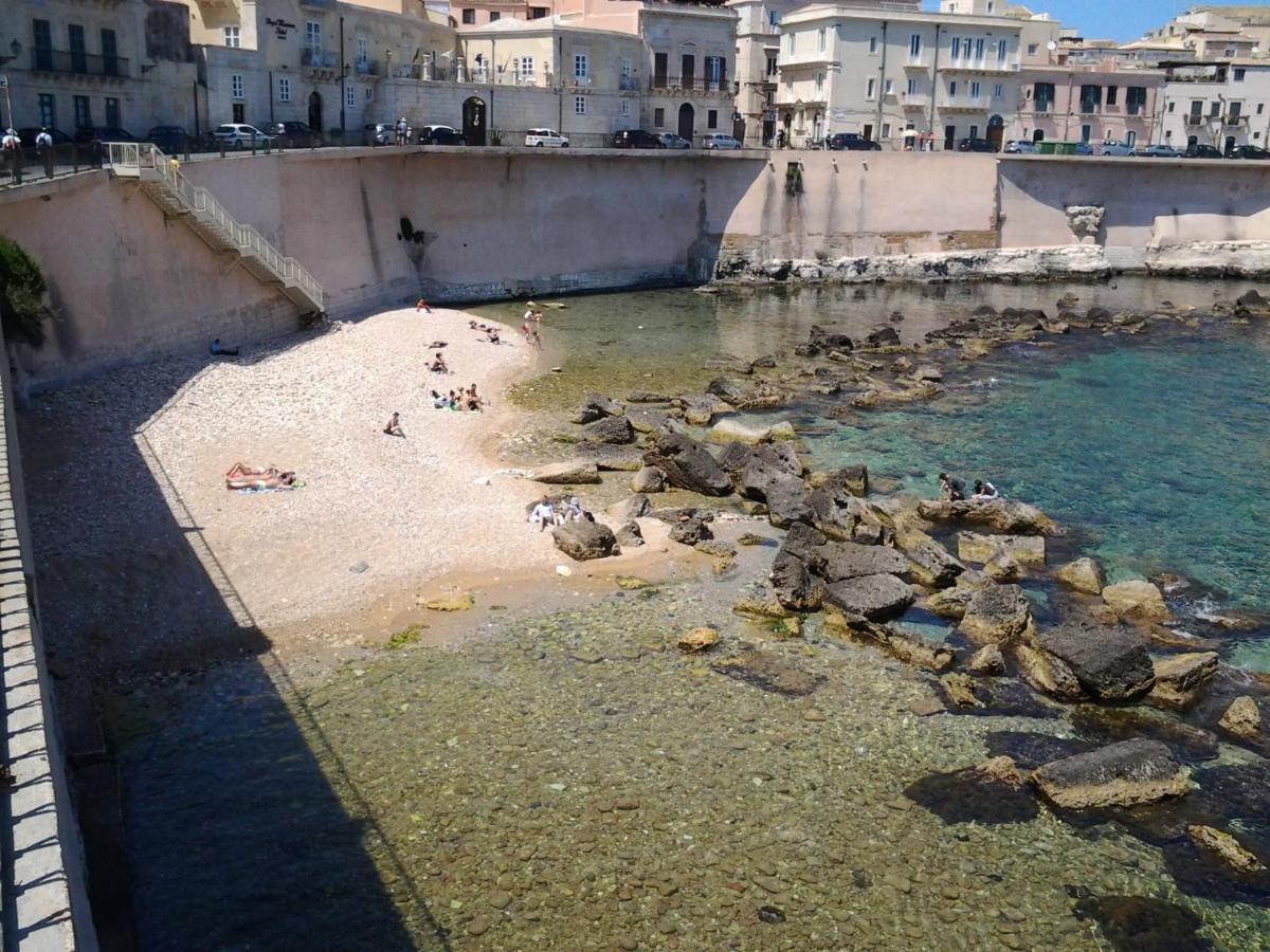 Edesia Apartment- Ortigia Holidays Syracuse Exterior foto